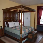 Stoltzfus Bed & Breakfast