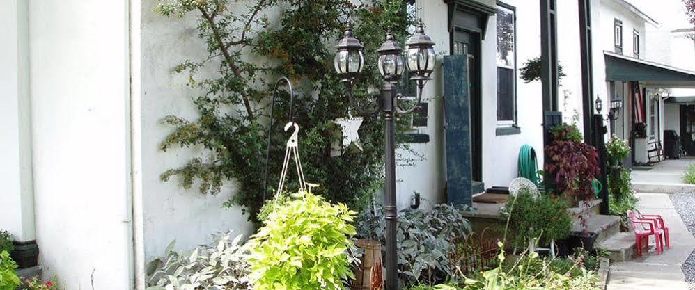 Bed and breakfast Stoltzfus White Horse