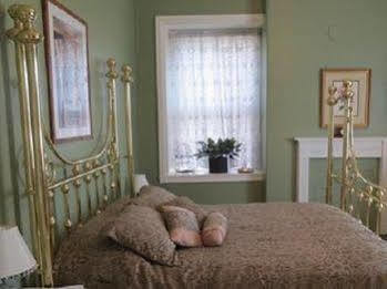 Bed and breakfast Stoltzfus White Horse